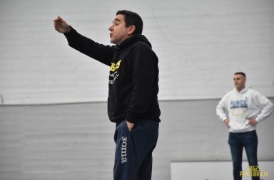 Pablo López Arias, como entrenador en un partido del 6,25