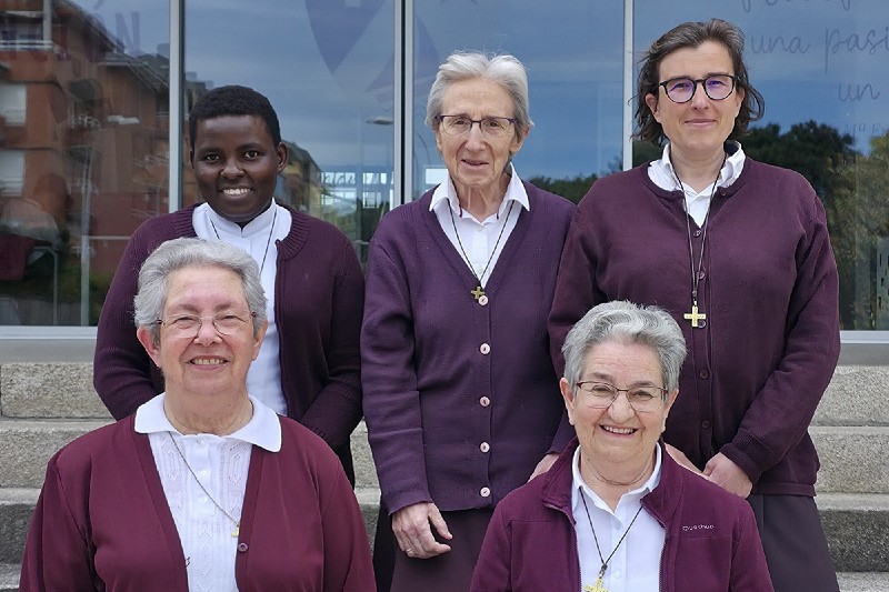 Comunidad de religiosas presentes en el Colegio La Asunción de Ponferrada hasta junio de 2026
